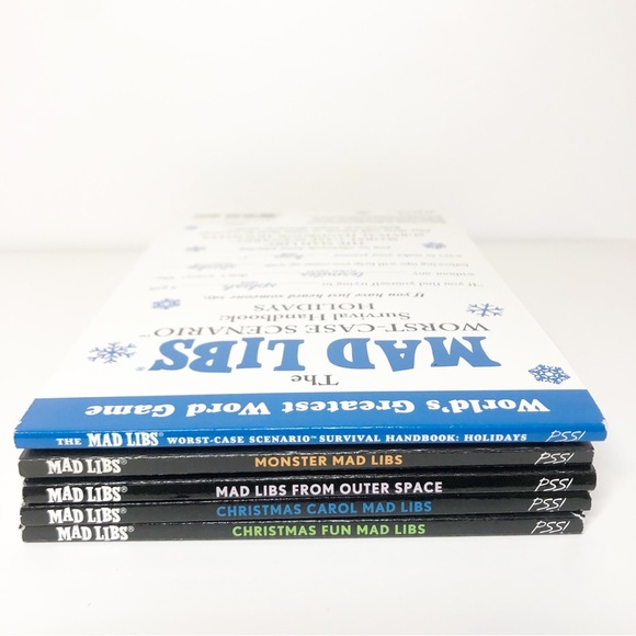 Mad Libs for Kids 5 Book Bundle 3 Christmas, 1 Halloween, 1 Outer Space (NEW) - Picture 8 of 8